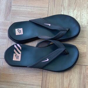 NIKE Celso Sandals Brown and pink Flip Flops